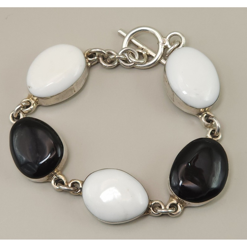 925 Sterling Silver Black & White Oval Link Bracelet - Bezel Set Stones 6.5"‎